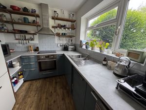 Kitchen- click for photo gallery